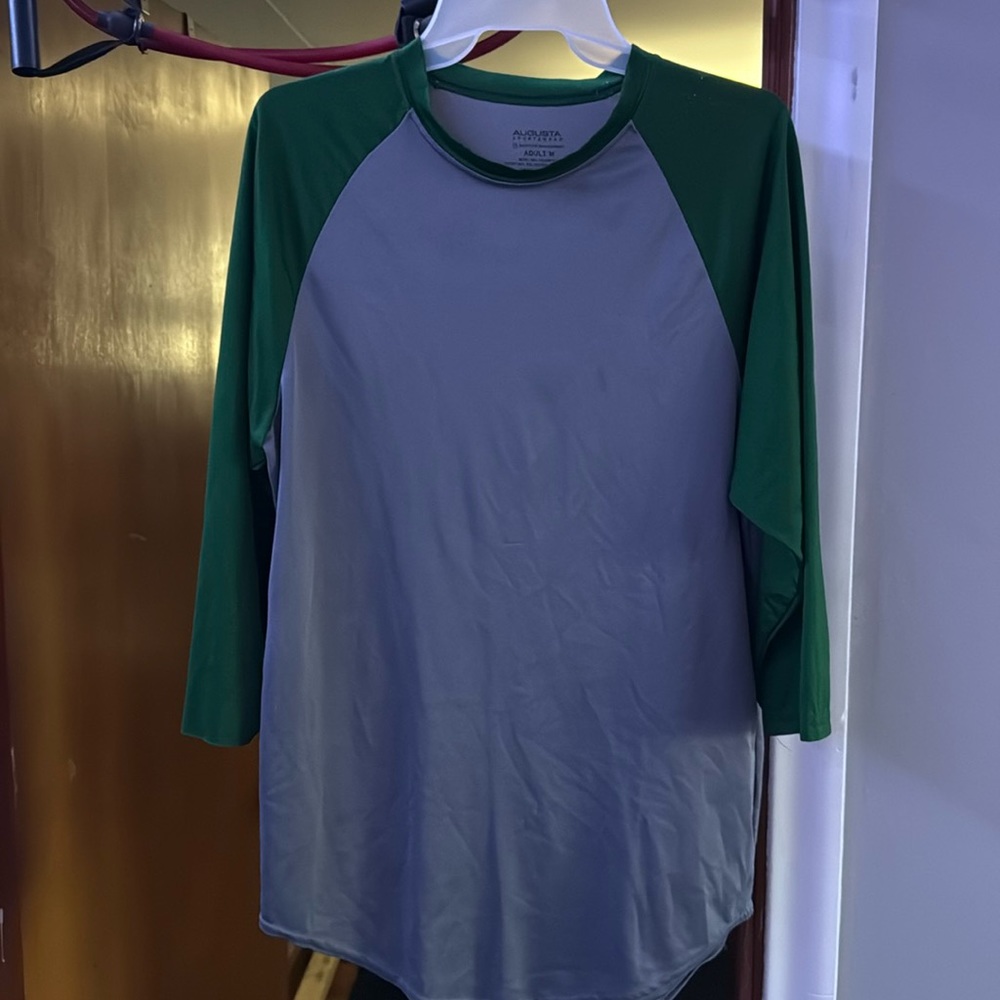 AUGUSTA BASEBALL RAGLAN ATHLETIC TSHIRT - SIZE MEDIUM